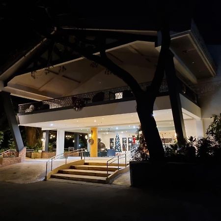 Momarco Forest Cove Tanay Extérieur photo