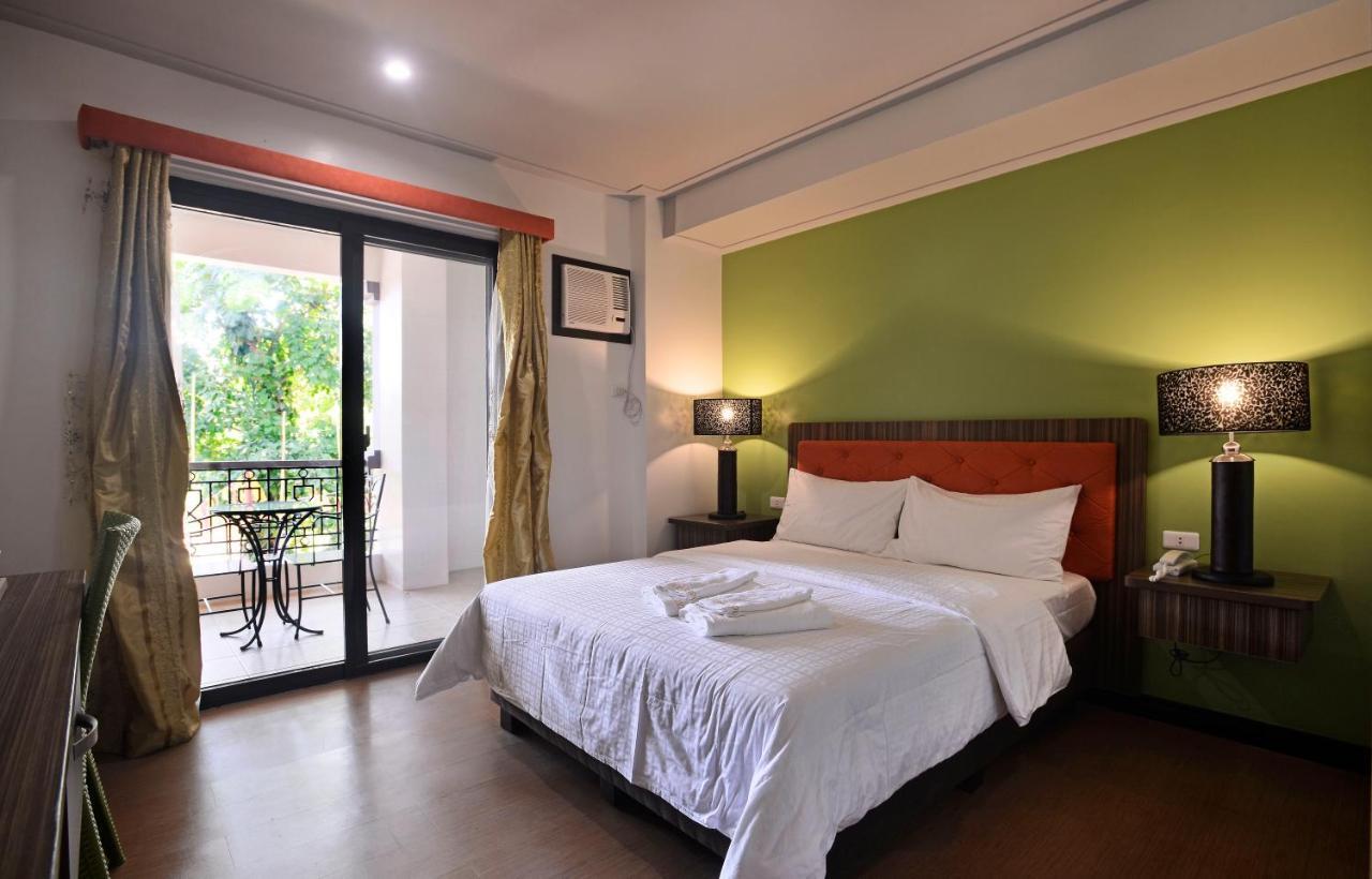 Momarco Forest Cove Tanay Extérieur photo