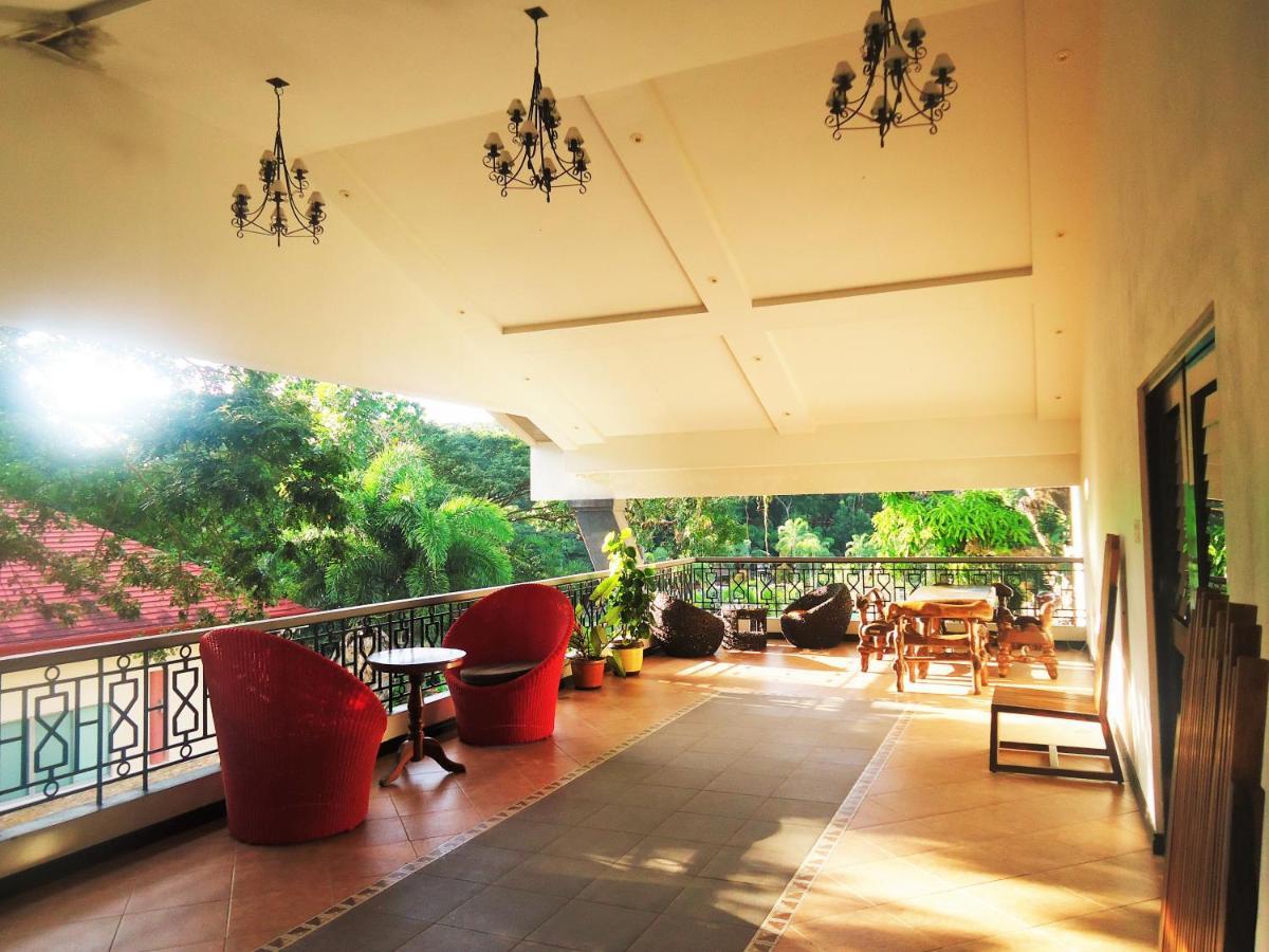Momarco Forest Cove Tanay Extérieur photo